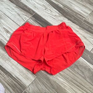 Lululemon Hotty Hot Shorts 2.5IN